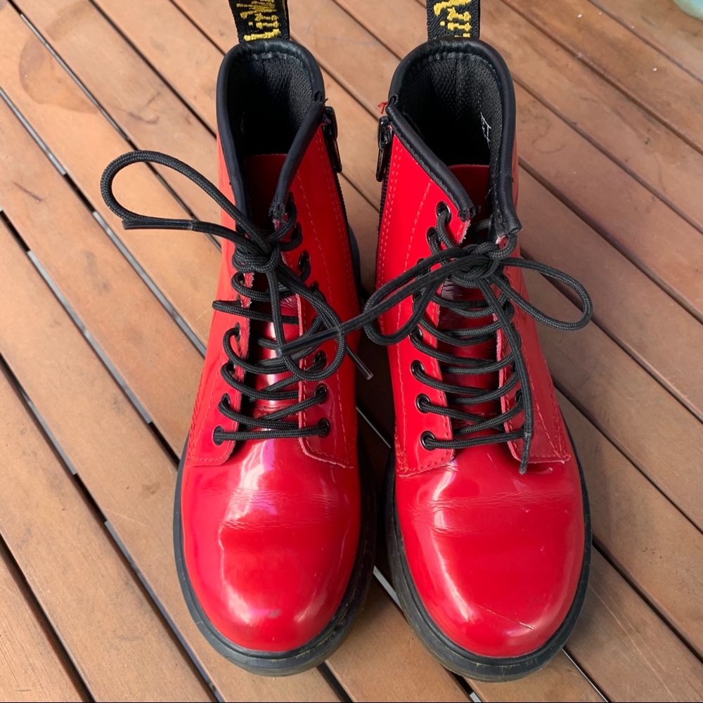 Dr. Martens 1460 Lace-Up Kids Girls Combat Boots Size 1 Red Patent Leather